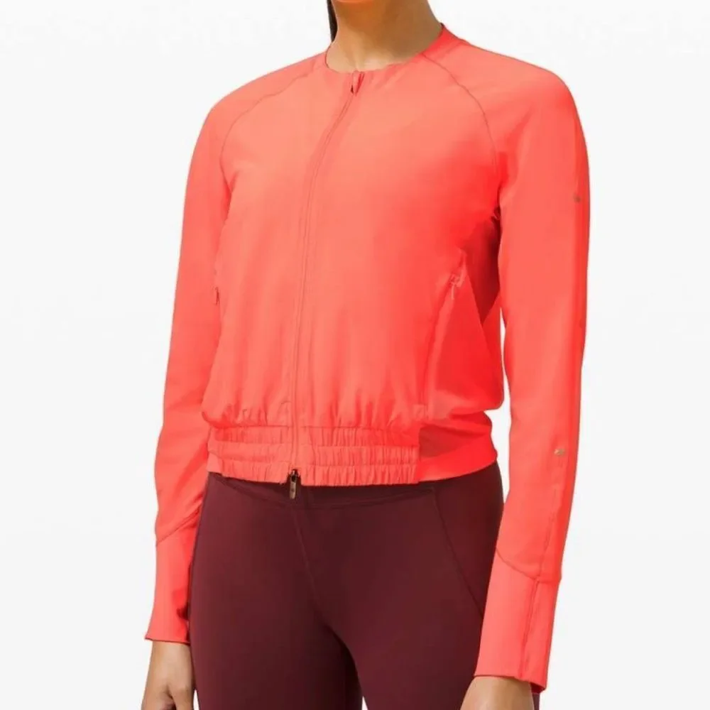Lululemon Lightweight Run Jacket in‎ Sunset NWT Sz 14